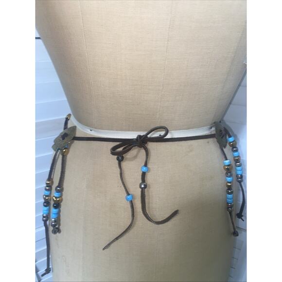 Vintage Leather & Brass Conchas/Arrowheads & Beads Boho Western Belt One Size - Picture 3 of 7